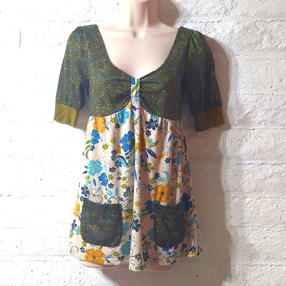 Cottagecore Daytrip Floral Top - Picture 3 of 10